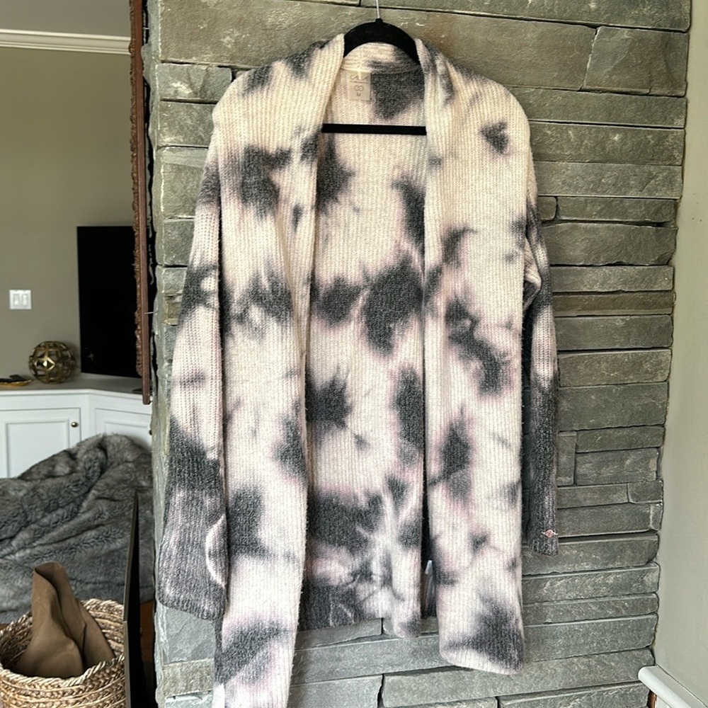 CALIA by Carrie Underwood shawl collar sweater size M